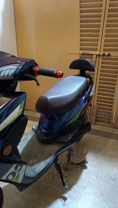 Electric scooty 2month use in warranty