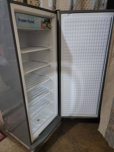 dawlance deep freezer 3