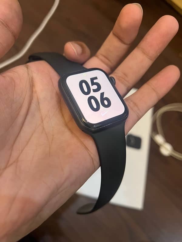 Apple watch SE 6