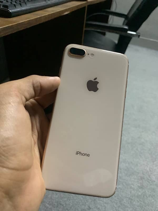 Iphone 8 plus 1