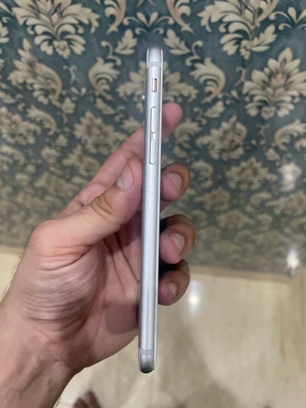 iphone 6s 64gb pta approved white 7