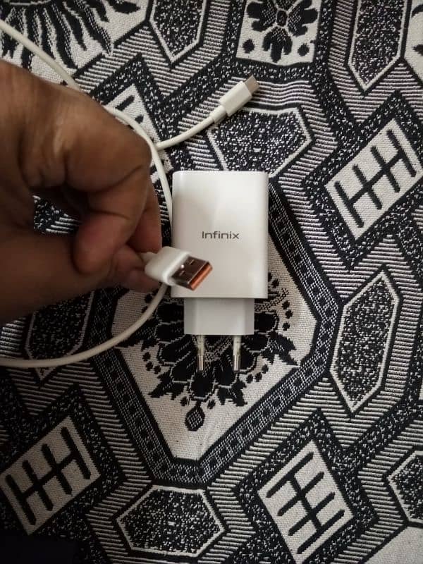 Infinix 33W original charger and cable 5