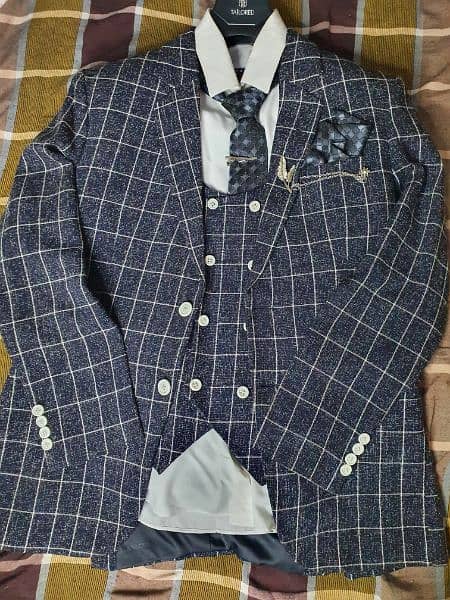 Complete 3 Piece Suit With All Accessories without Shoes 2 Times Used 3