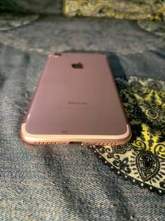 i phone 7 in mint condition