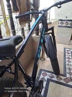 plus Cycle in genuine Condition in aluminum Body 0