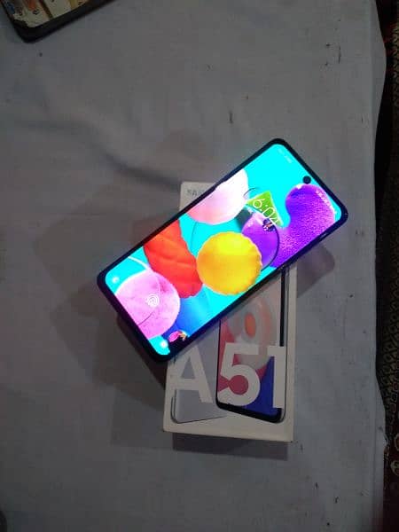 SAMSUNG A51 Mobile 6/128 Gb with Box 10/9 all OK. 3