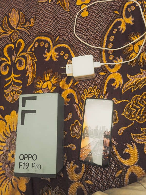 Oppo f 19 Pro 8