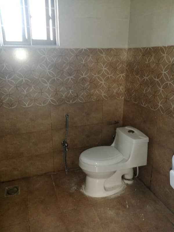 10 MARLA BEAUTIFUL HOUSE FOR RENT IN FAZAIA HOUSING SCHEME 7