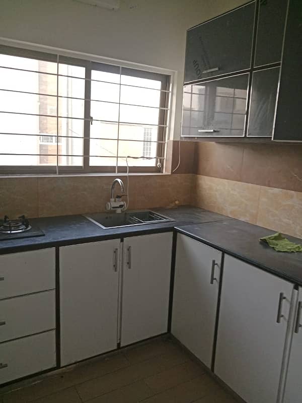 10 MARLA BEAUTIFUL HOUSE FOR RENT IN FAZAIA HOUSING SCHEME 13