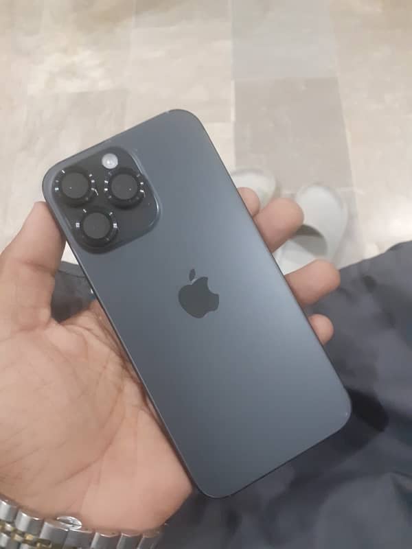 iphone 15 pro max / price 2lac 10 thousand 0