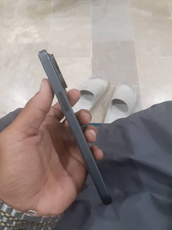 iphone 15 pro max / price 2lac 10 thousand 2