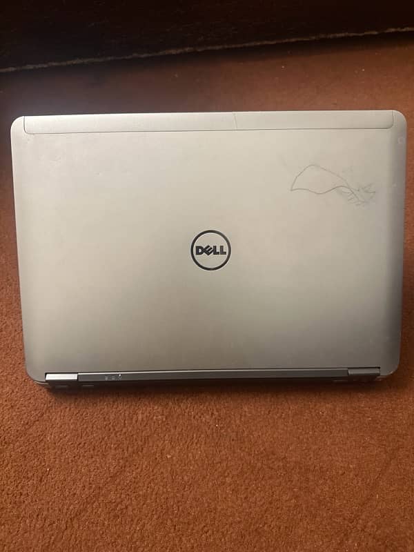 Dell Latitude E6440 core i7 3Gen 1