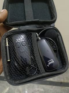 wireless mic 50m distance good condition