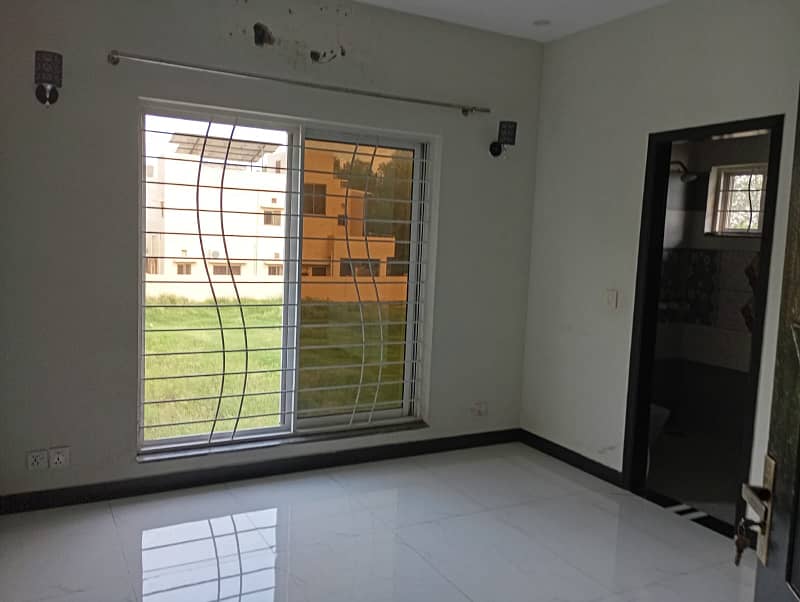 8 MARLA UPPER PORTION WITH GAS AVAILABLE FOR RENT IN DHA RAHBER 11 SECTOR 1 BLOCK A 3