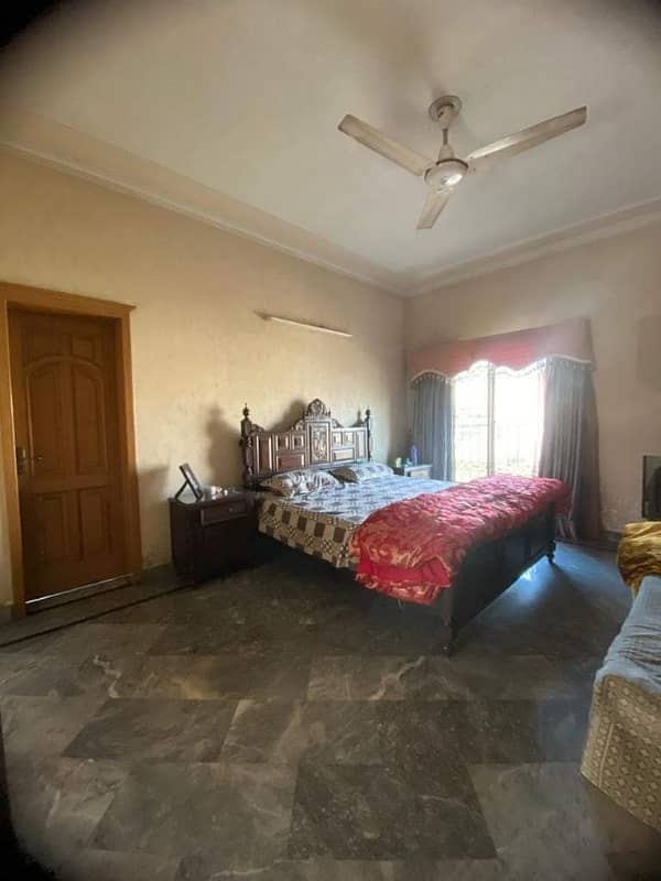 1 Kanal Upper Floor For Rent In Pchs Near To Dha Lahore 8