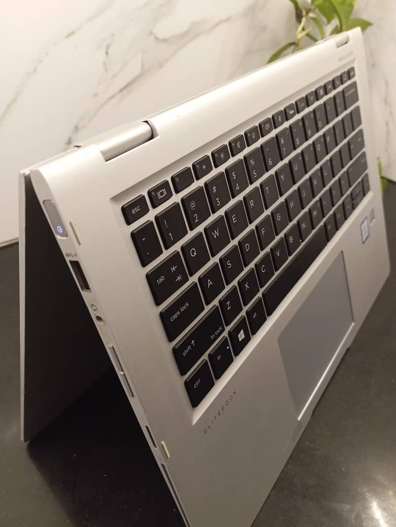 HP ELITEBOOK 1030 G-2 X360 2