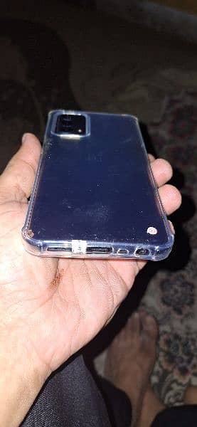 one plus N200 5G phone 1