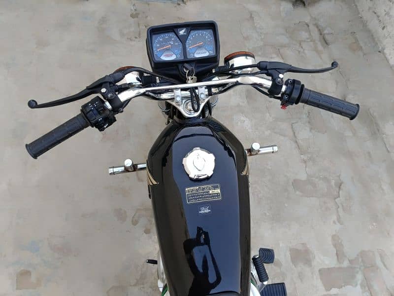 Honda 125 self start 2023 1