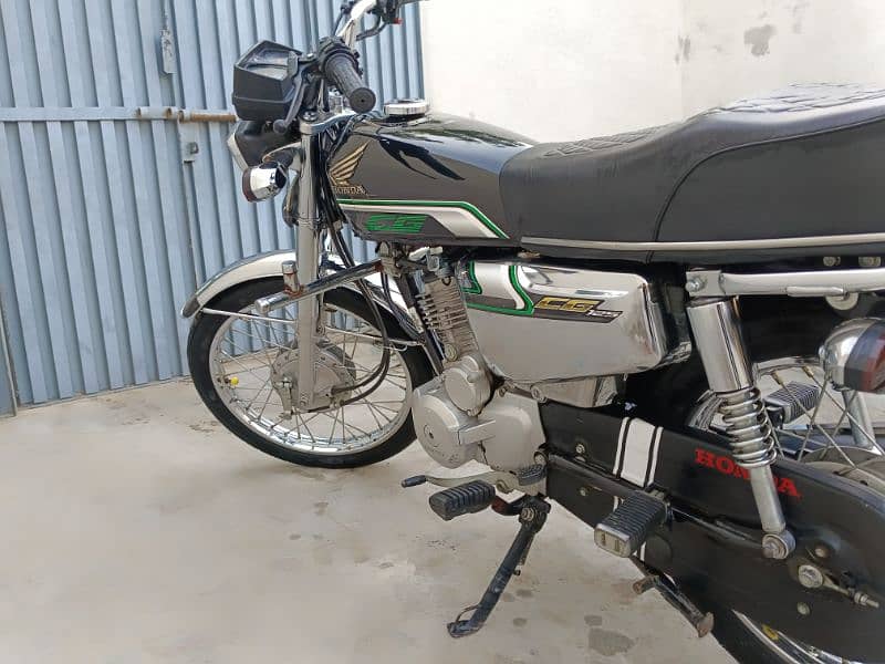 Honda 125 self start 2023 8