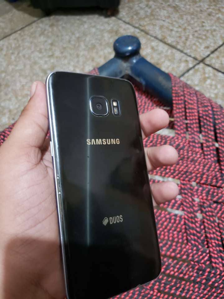 Samsung galaxy s7 edge 1