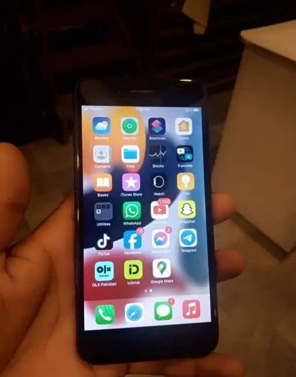 I Phone 7 Plus (03281089310) only call 2