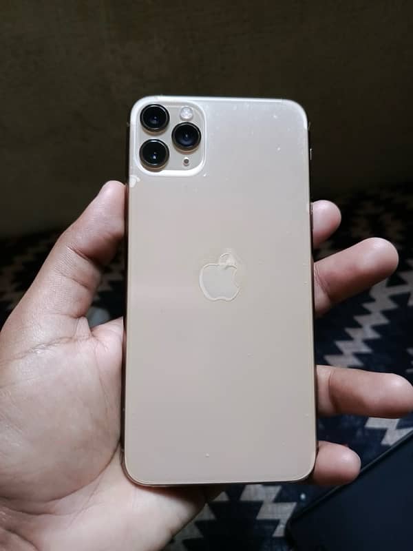 Iphone 11 Pro max Jv non pta in lush condition in 92 battery health 3