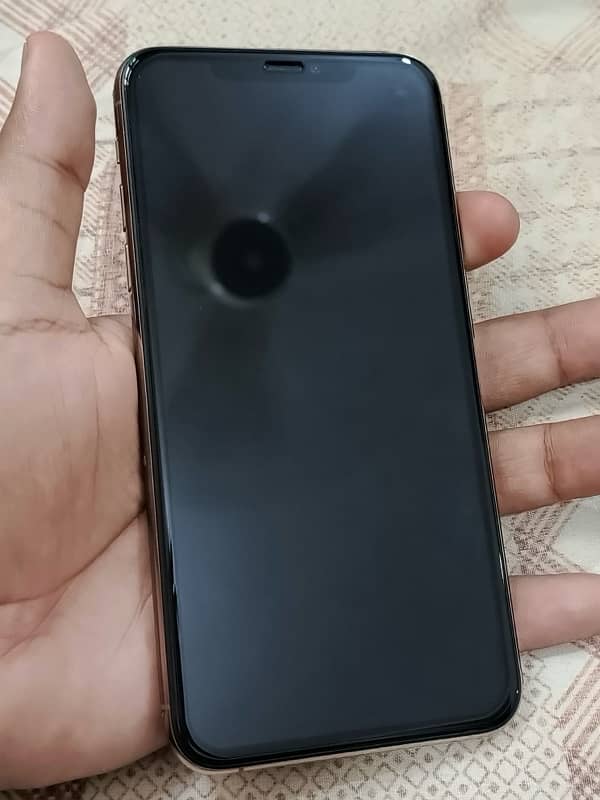 Iphone 11 Pro max Jv non pta in lush condition in 92 battery health 10