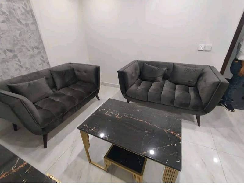 1 Bedroom VIP Full furnish flat per day available in Bahria town Lahore 5