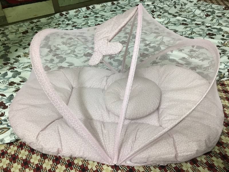 baby sleeping cot 3