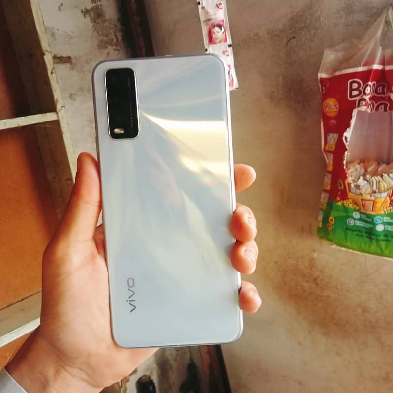 vivo y20 4/64 0