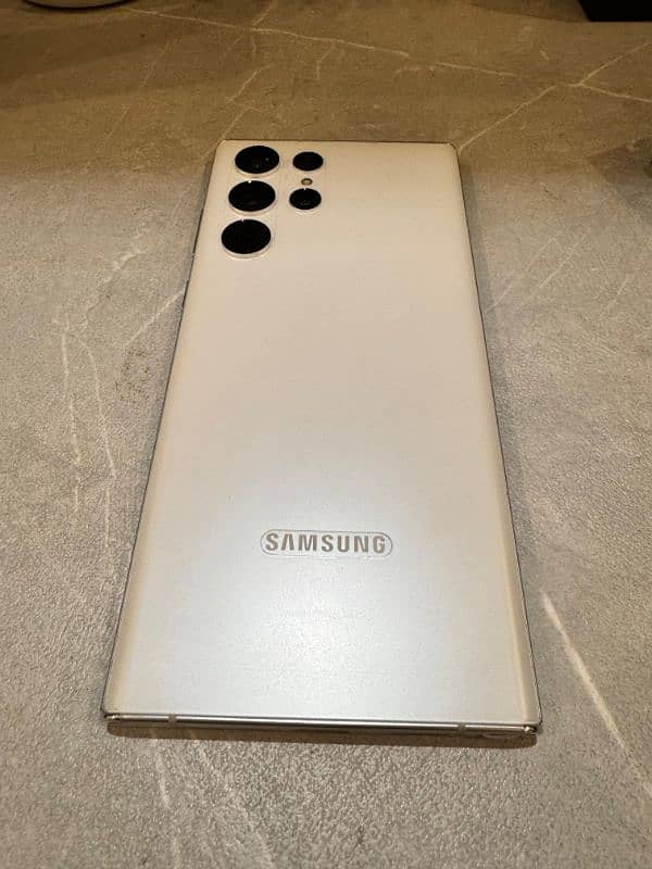 Samsung s22 ultra 12/512gb 7