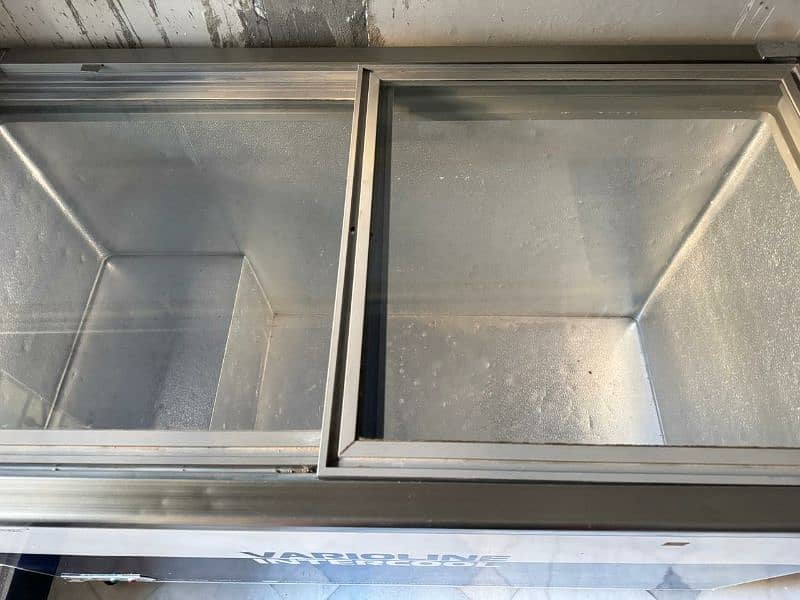 Varioline deep freezer available with good condition 1