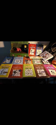 14 books of Diary of wimpy kid