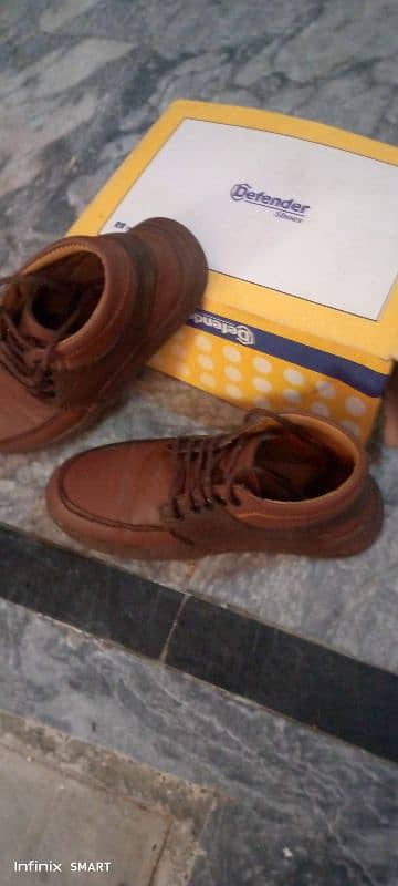 kids chines boots size13 1