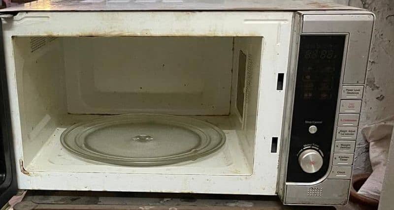 Microwave oven Dawlance 2