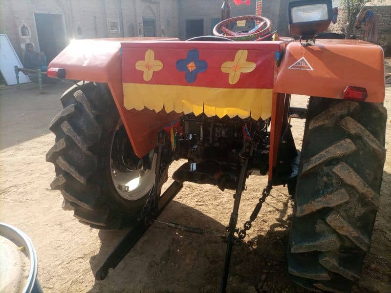 Tractor 6