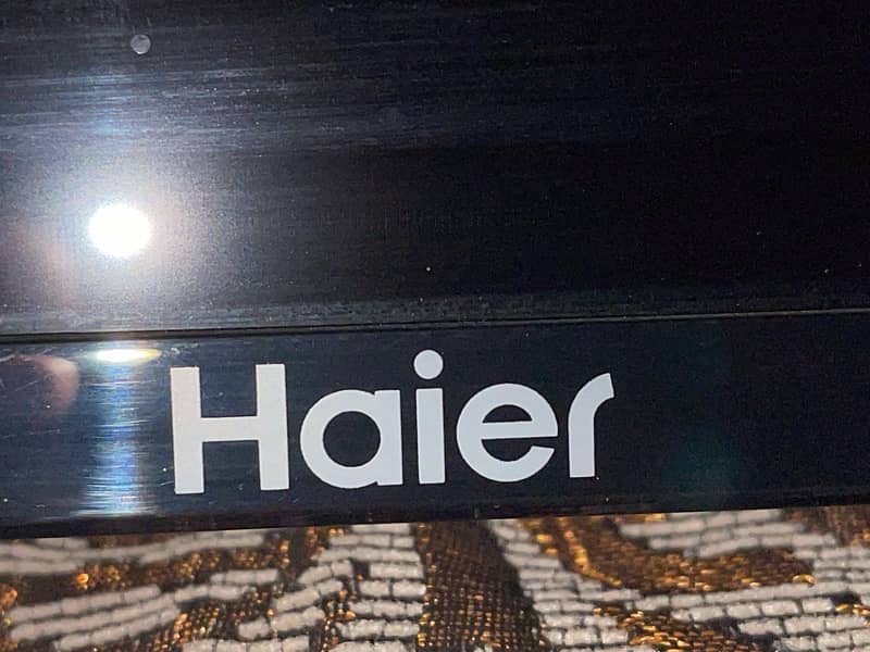 40”tv haier tv 0