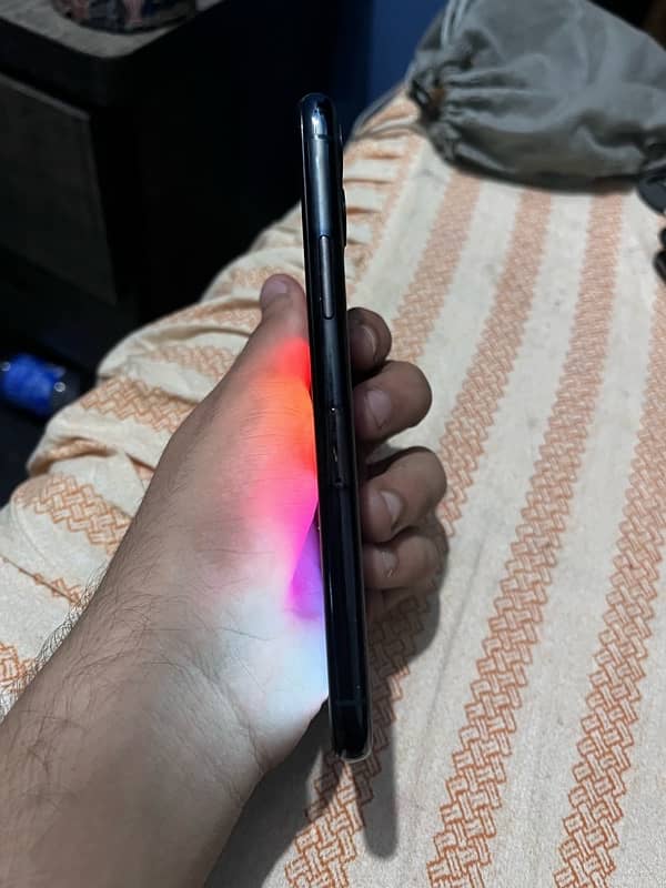 iphone 11 pro 0