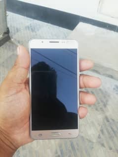 samsung j52016 2gb ram 16 gb memory