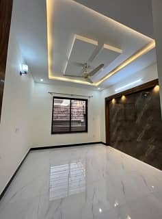 Brand New Sapinesh House For Rent Ready To Shift On The 50 Fit Wide Rood With Double Kechin Fully Tiled Floor 3