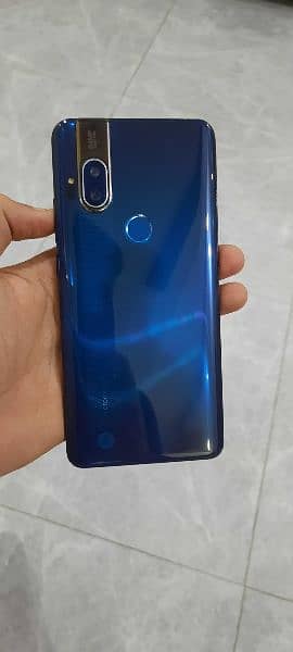 Motorola One Hyper available in good condition 4gb 128gb pta approved 5