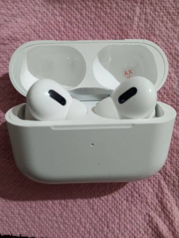 AIRPODS PRO 2nd Generation with a FREE Silicone case 1