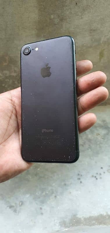 iphone 7 non pta 128gb battery 100% 3