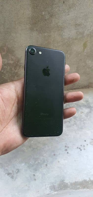 iphone 7 non pta 128gb battery 100% 4