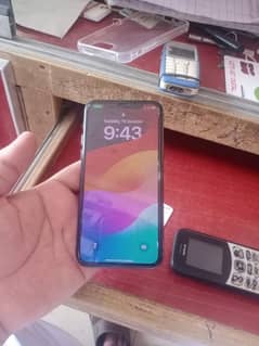 iphone 11 pro 256 GB PTA approved condition 10/10