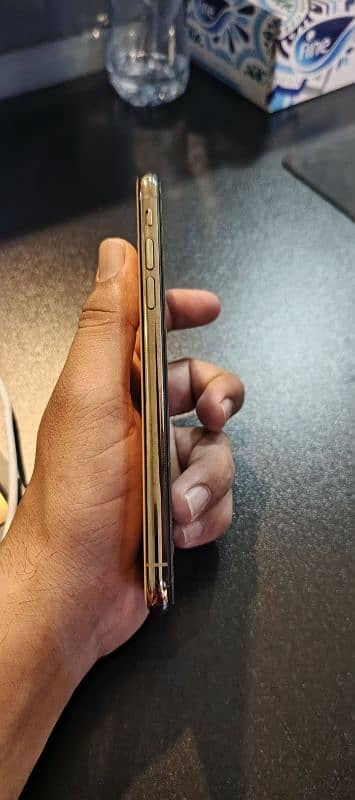 iPhone XS 64Gb Non PTA 1