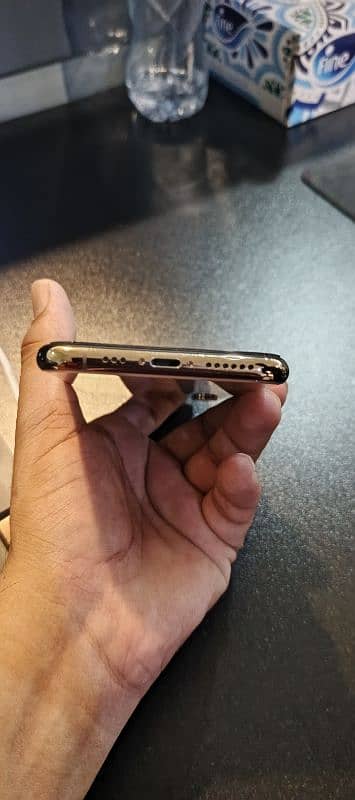 iPhone XS 64Gb Non PTA 2