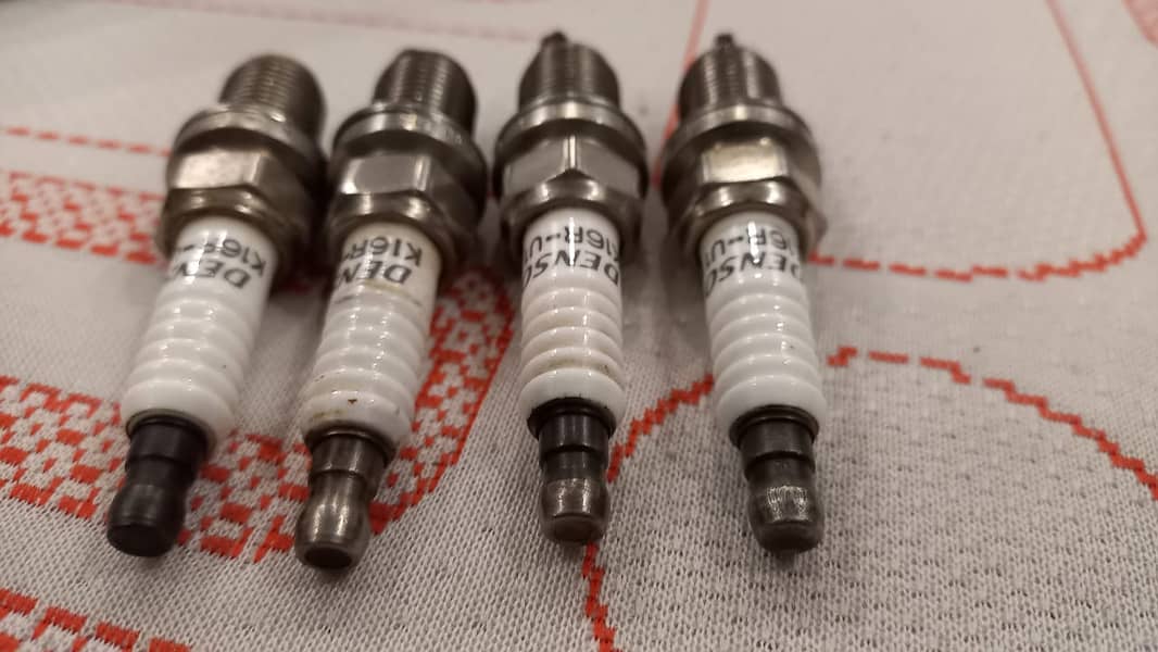 Genuine Spark Plugs K16R u11 For Xli and Gli 2002 to 2008 1