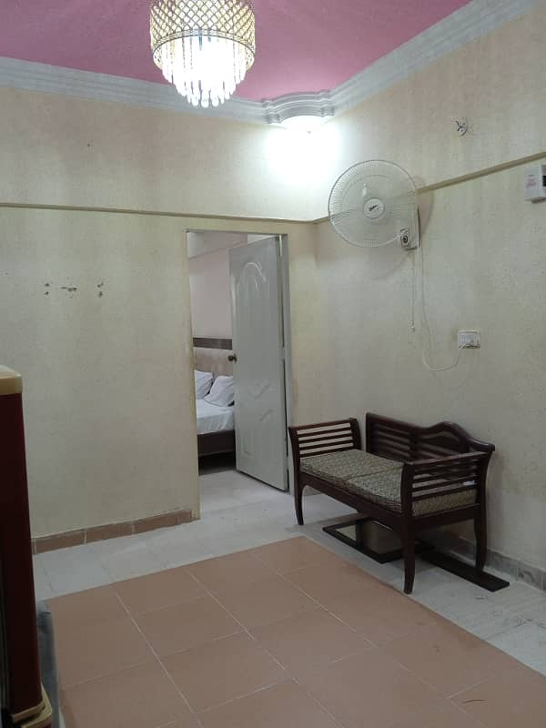 Furnished Flat available. Johar Mor karachi. 4