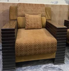 Five seater sofa set and centre table for sale